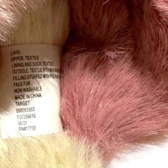 Cat & Jack Kid’s Crossband Fuzzy Slippers Size Large (4/5) - Picture 6 of 6